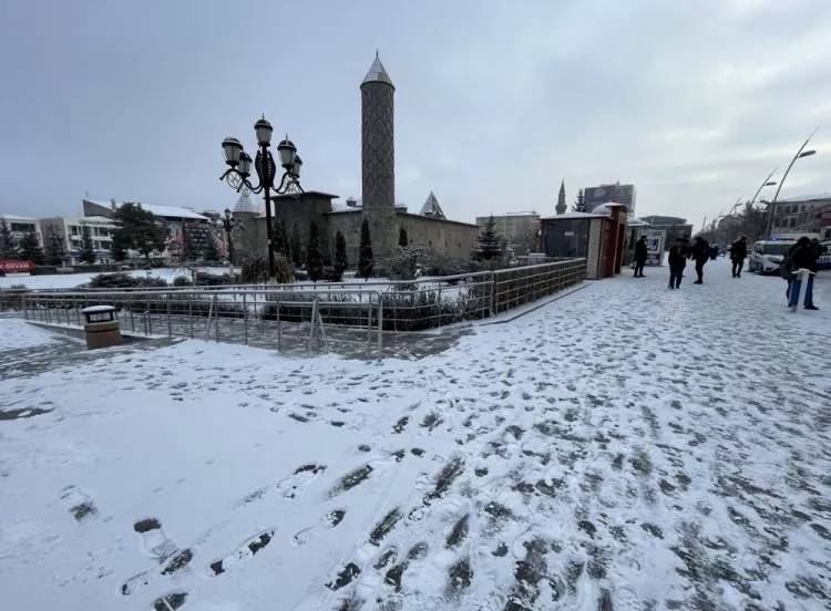 Doğu Anadolu'da dondurucu soğuklar: Eksi 24,9 derece 4