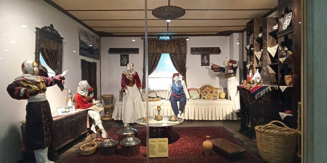 Estergon Kalesi bünyesinde bulunan müzede ufak bir gezinti 11