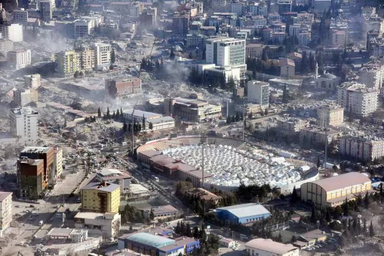 Kahramanmaraş'taki büyük yıkım, helikopterden görüntülendi 2