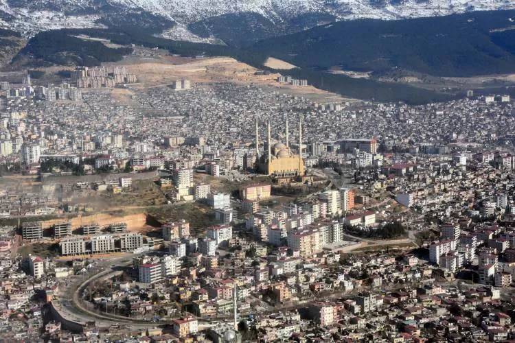 Kahramanmaraş'taki büyük yıkım, helikopterden görüntülendi 6