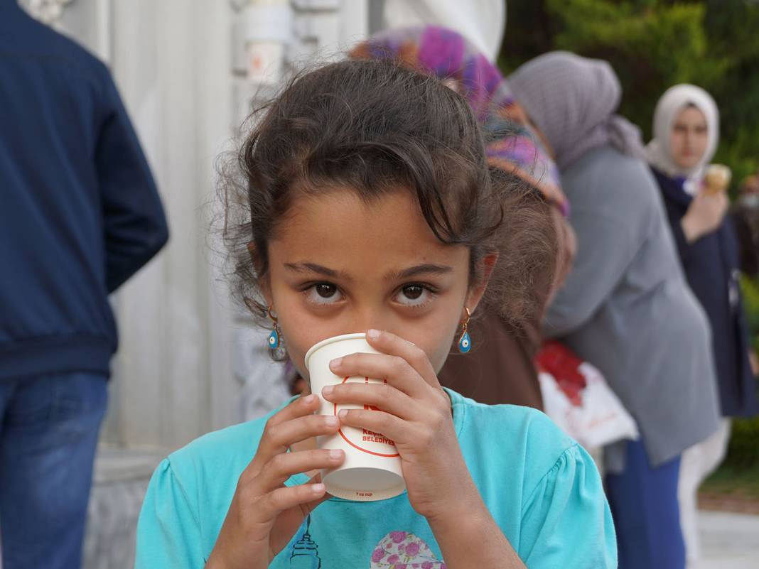 Dünya Süt Günü'ne özel Keçiören'de çeşmeden süt akıtıldı 3
