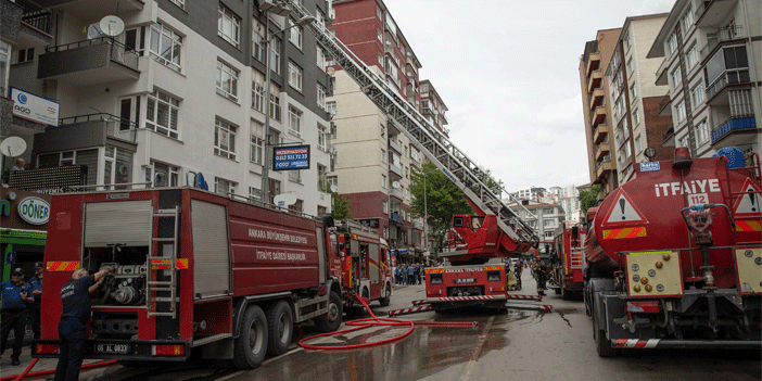 Ankara'da 10 katlı binadaki yangından ilk görüntüler 17