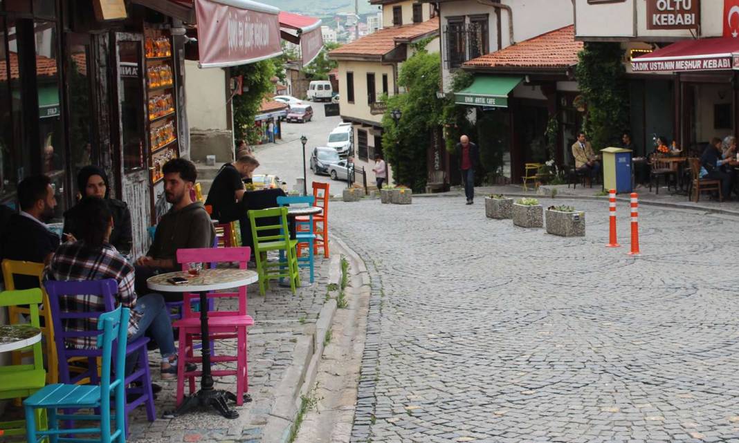 Ankara Kalesi’nde konsept kafe: Hangimiz Sevmedik 5