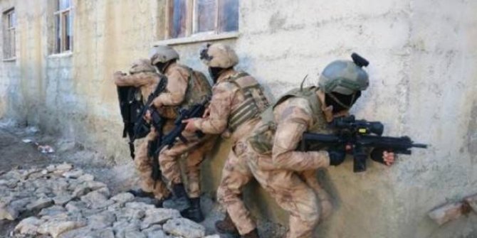 Siirt ve Şırnak'ta terör operasyonu: 20 gözaltı