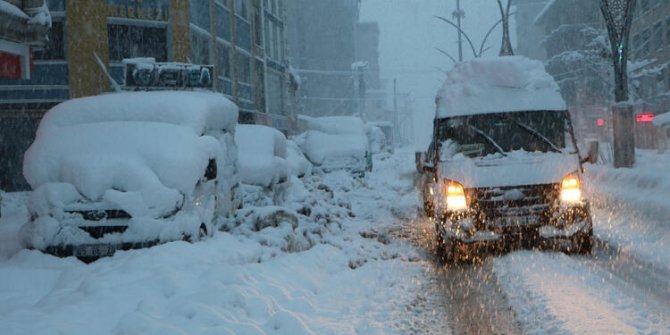 Van, Hakkari ve Adıyaman'ın bazı ilçelerinde eğitime kar engeli