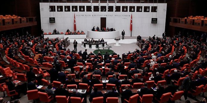Libya tezkeresi 184'e karşı 325 oyla Meclis'ten geçti
