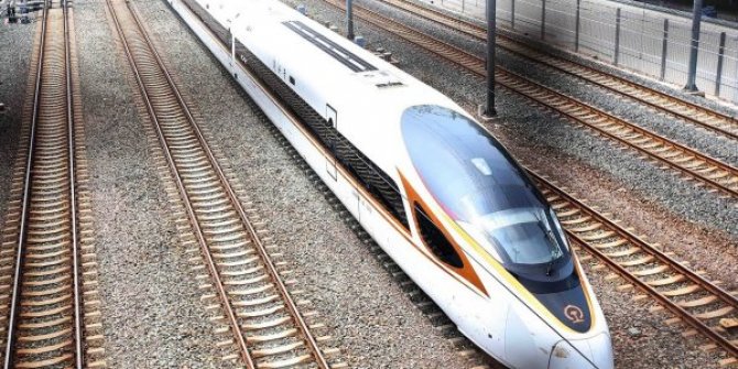 Saatte 350 kilometre hız yapan sürücüsüz tren sefere başladı