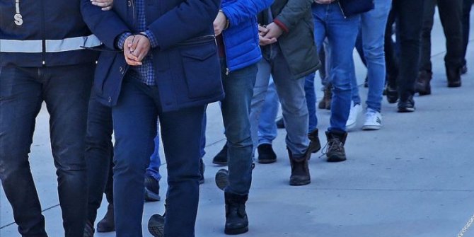 176 FETÖ'cü askere operasyon