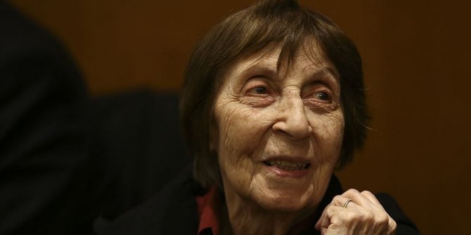 Rahşan Ecevit'in Devlet Mezarlığı'na defni için yasa teklifi hazırlandı