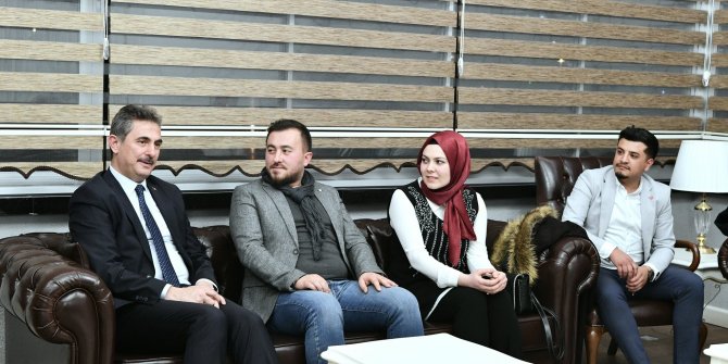 Mamak Belediye Başkanı Murat Köse gençlerle buluştu