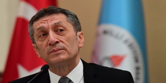 "Okulları vatandaşlar için açtık"