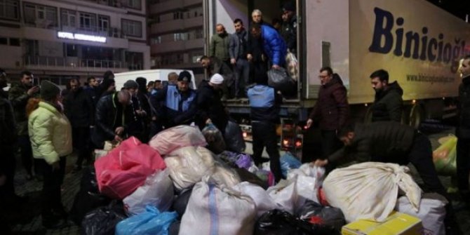 Elazığ'a yardım göndermek için toplanan Ordulular