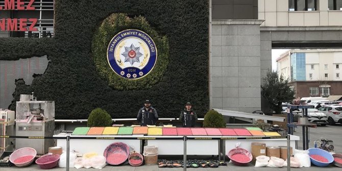 İstanbul'da düzenlenen operasyonda 821 bin ecstasy hap ele geçirildi