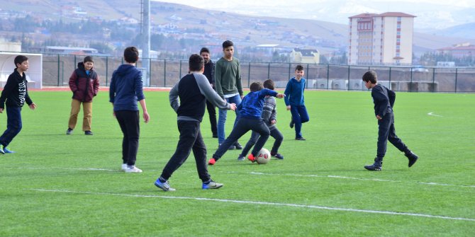 Kahramankazan'da çocuklar tatillerini sporla geçiriyor