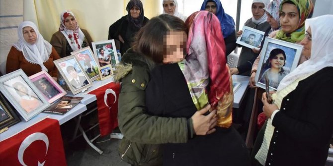 Diyarbakır annelerini ziyaret etti