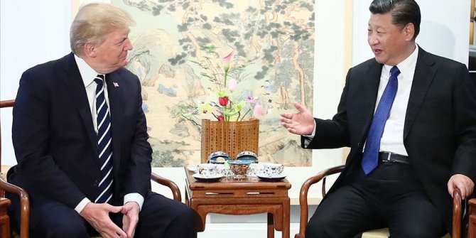 Şi Trump ile koronavirüs salgını ve ticaret anlaşmasını görüştü