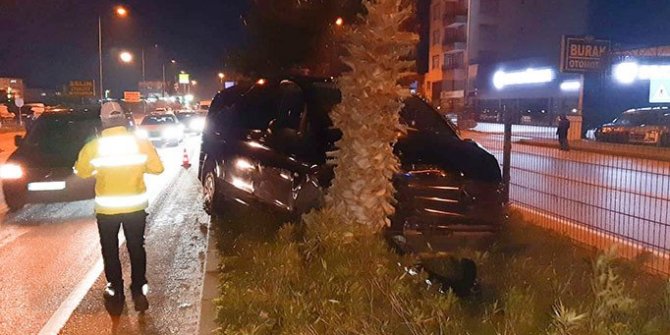 AK Partili Mehmet Özhaseki, Menderes Türel ve Yusuf Ziya Yılmaz kaza geçirdi