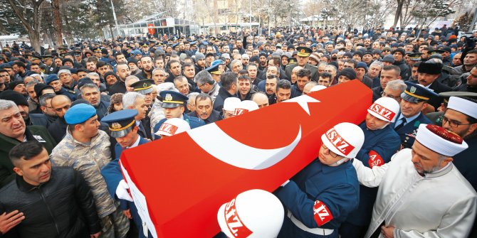 Ağabeye asker selamı