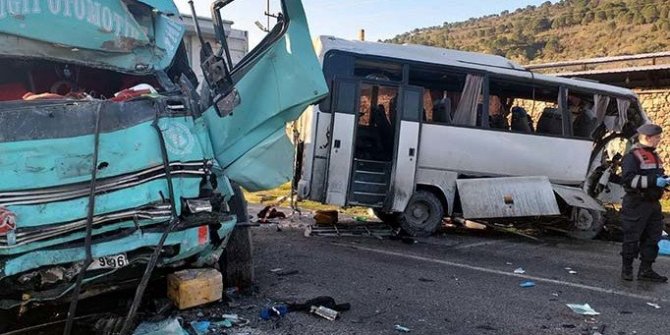 İzmir'de feci kaza!