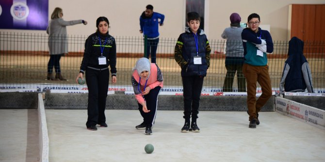 Keçiören Engelli Danışma Merkezi üyeleri Kahramankazan gezisinde bocce oyunuyla tanıştılar