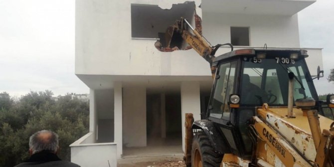 Bodrum’da kaçak yapıların yıkımı sürüyor
