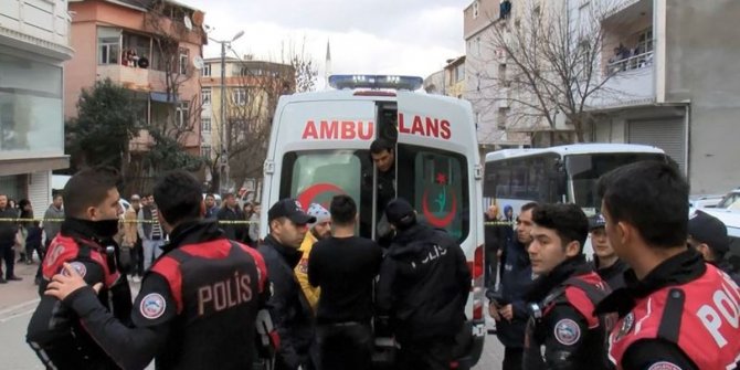 Esenyurt'ta hareketli dakikalar: Polis vurarak yakaladı