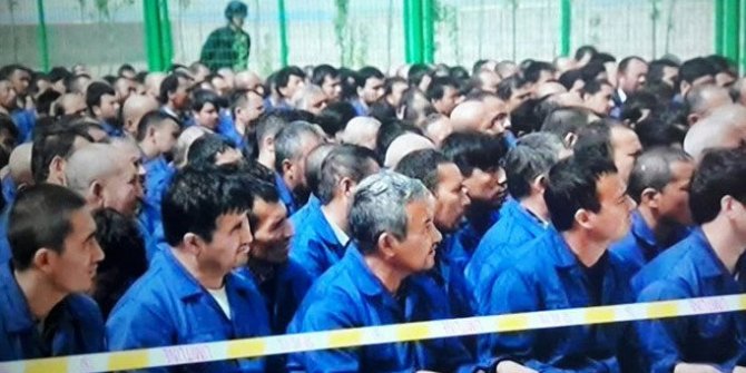 Çin'den Uygur Türklerine sakal, başörtüsü ve internet araması nedeniyle gözaltı
