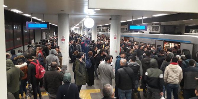 Metro seferlerinde aksama