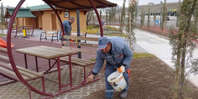 Pursaklar'da parklar bahara hazırlanıyor