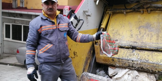 Şişli'de çöp konteynerinden yeni doğmuş bebek çıktı