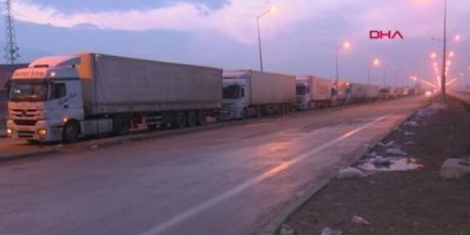 İran'a giden TIR şoförlerinde 'koronavirüs' tedirginliği
