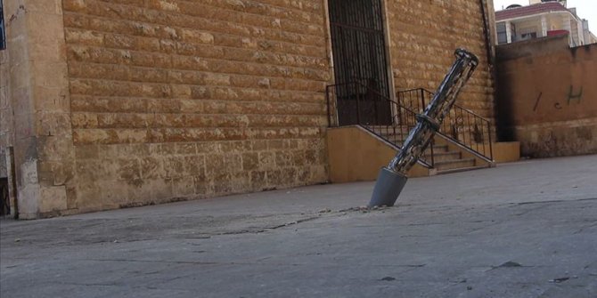 Esad durmuyor şimdide okullara saldırıyor: Çok sayıda ölü var