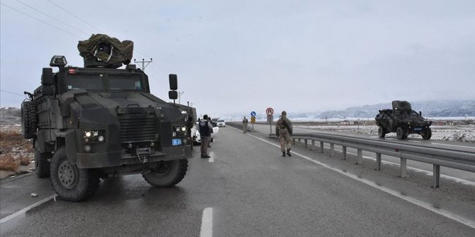 Ağrı'da roketli saldırı, 1 şehit! Soylu açıkladı: Teröristler kıstırıldı
