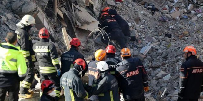 Uzmanından önemli deprem uyarıları