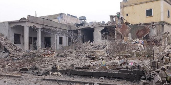 Esad rejimi ve Rusya, İdlib'i vurdu: 12 sivil hayatını kaybetti
