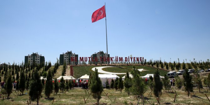 Etimesgut Belediyesi şehitlerin adını parklarda yaşatıyor