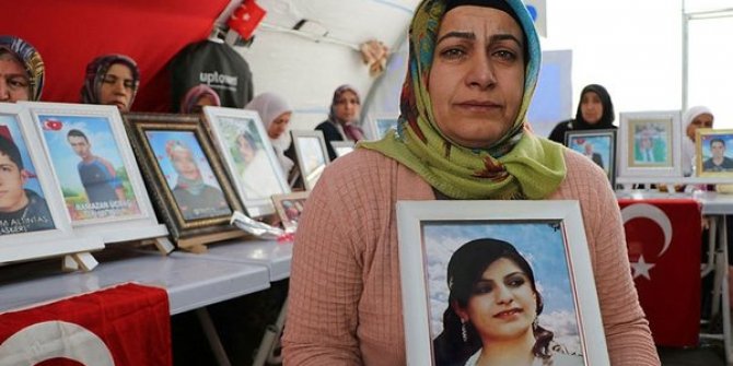 Diyarbakır annelerinden kadınlara 8 Mart çağrısı: "Terörün kökünü kurutalım"