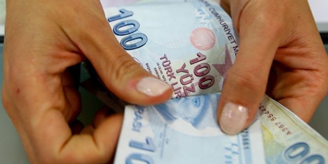 Depremzede çiftçiye hayvan ve yem desteği