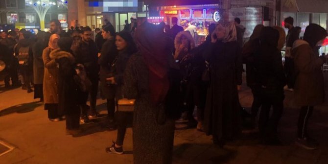 Koronavirüs tatili nedeniyle otogarlarda yoğunluk oluştu