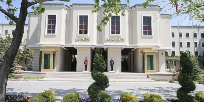 Koronavirüs nedeniyle gece eğlence mekanlarının faaliyetleri durdurulacak