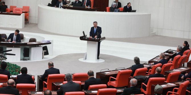 Koca'dan Corona Virüs açıklaması: Bulaştırıcılık süresi kesin olarak bilinmiyor