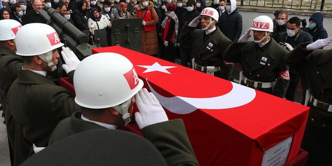 İdlib şehitleri son yolculuklarına uğurlanıyor