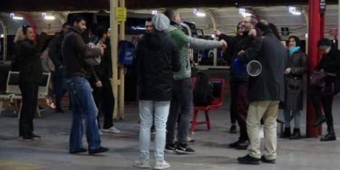 İçişleri Bakanlığı'ndan asker uğurlaması uyarısı: Sosyal mesafe kuralına uyalım