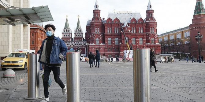 Rus doktorlar: Koronavirüsle ilgili gerçekler saklanıyor