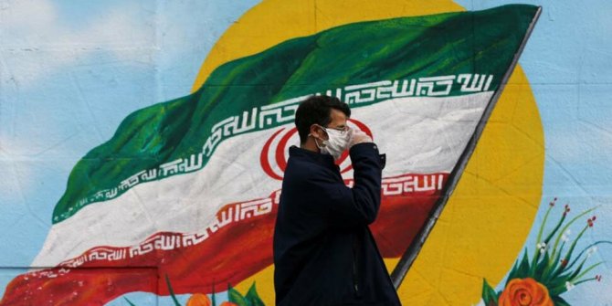 Ruhani: İran'da ölüm oranları düşmeye başladı