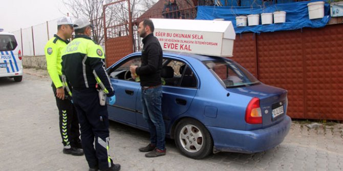 Aracına tabut bağladı: Cezayı yedi