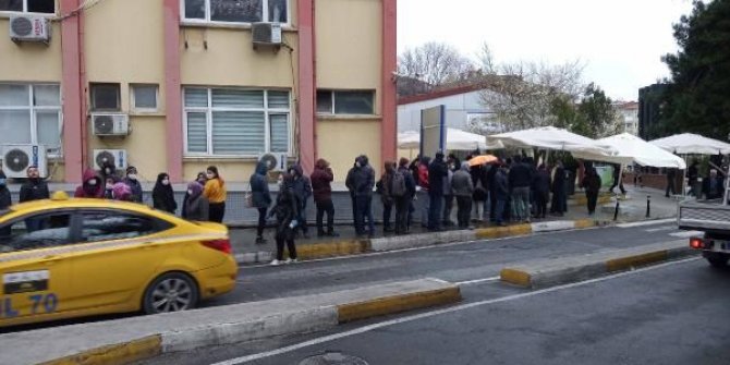İstanbul'da korona testi kuyruğu