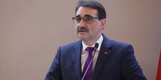 Enerji ve Tabii Kaynaklar Bakanı Dönmez: Bor katkılı el dezenfektanının seri üretimine başlıyoruz