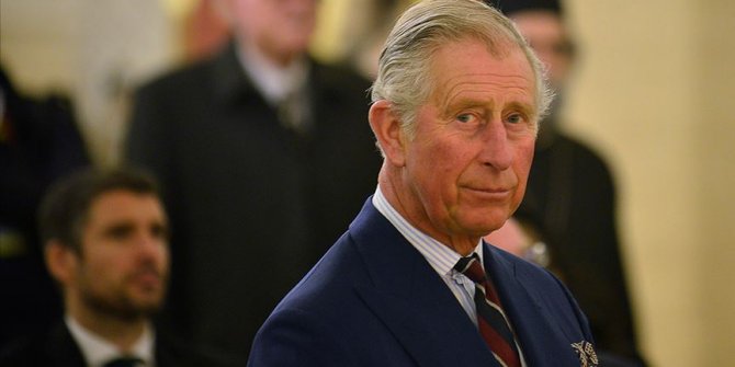 İngiltere Veliaht Prensi Charles’in koronavirüs testi pozitif çıktı