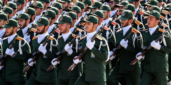 İran Devrim Muhafızları komutanı koronavirüsten öldü